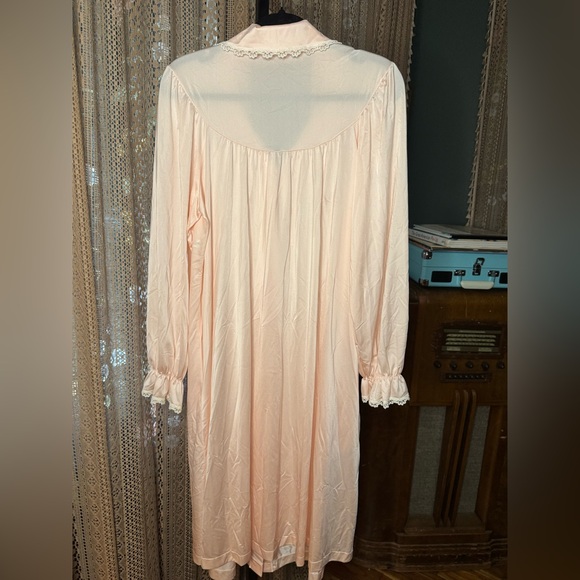VTG Shadowline Robe/Housecoat - Picture 4 of 7